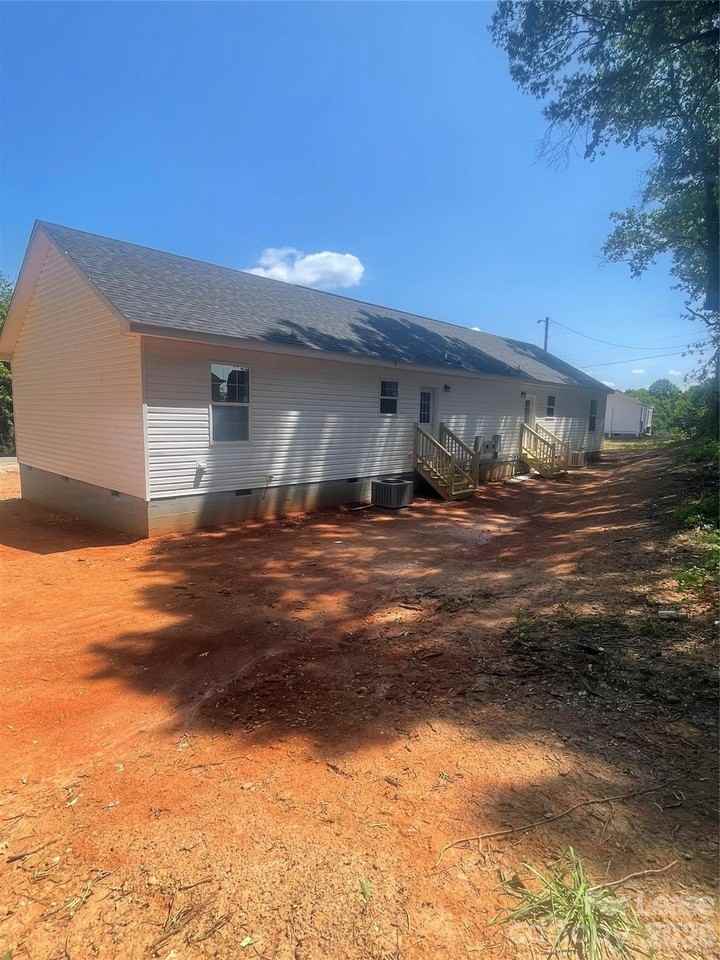 81 Gravel Hill Ct #1 - Photo 3 of 5