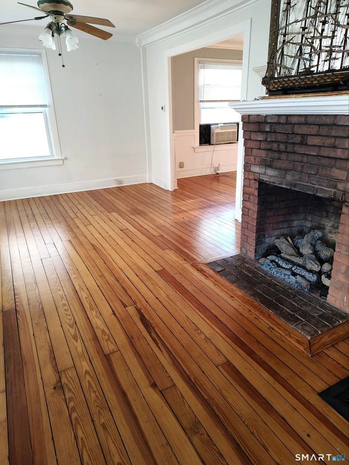 231 2nd Ave - Photo 4 of 15