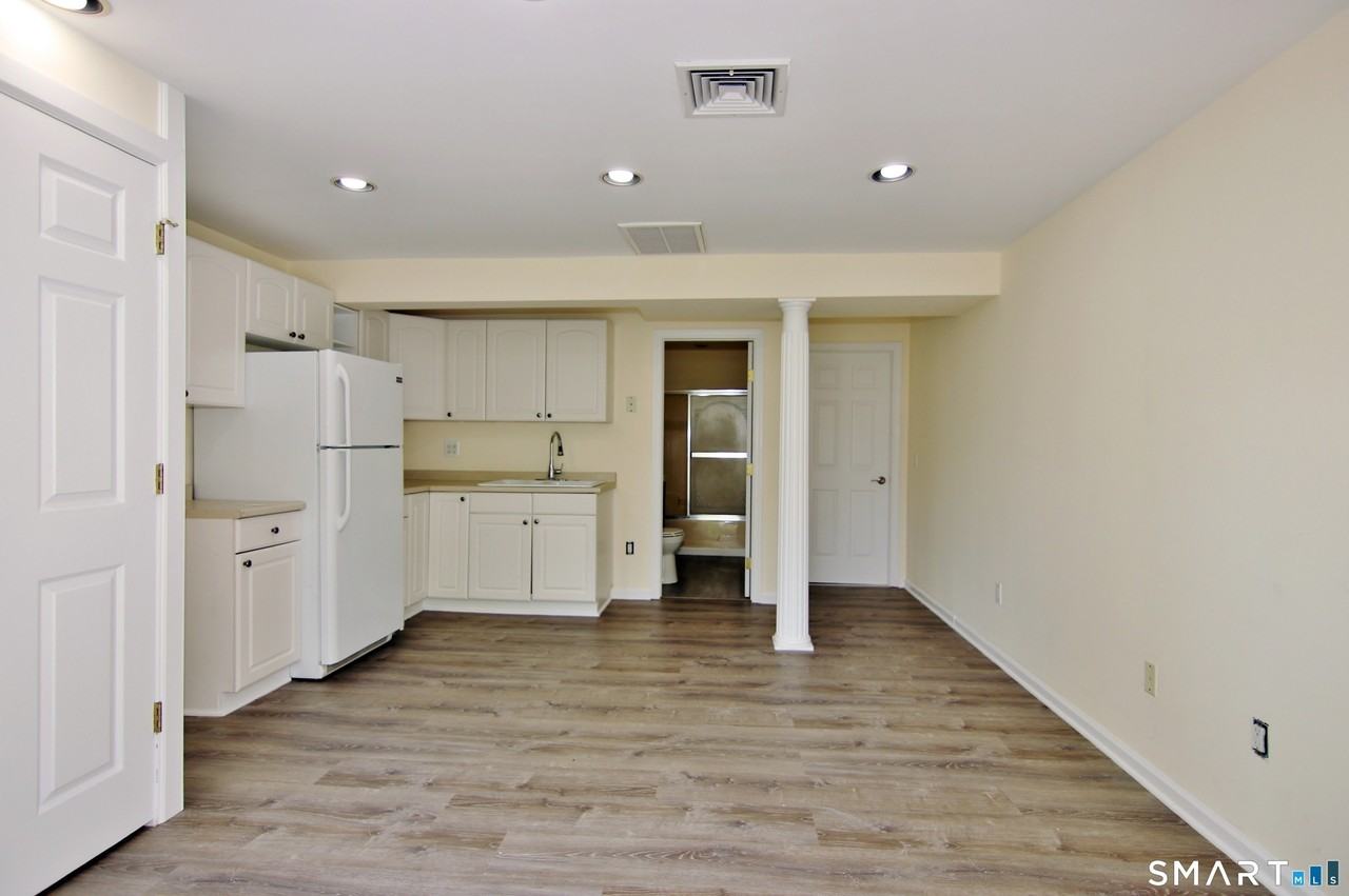 821 Long Ridge Rd #LL - Photo 5 of 20