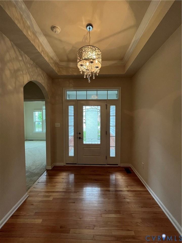 965 Eagle Pl - Photo 2 of 33