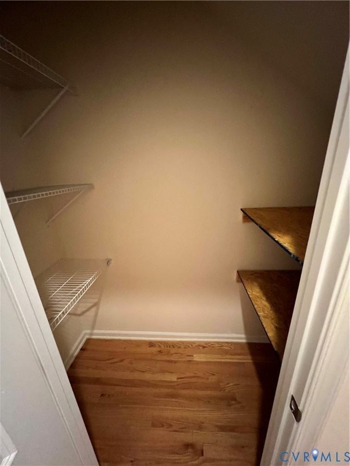 965 Eagle Pl - Photo 4 of 33