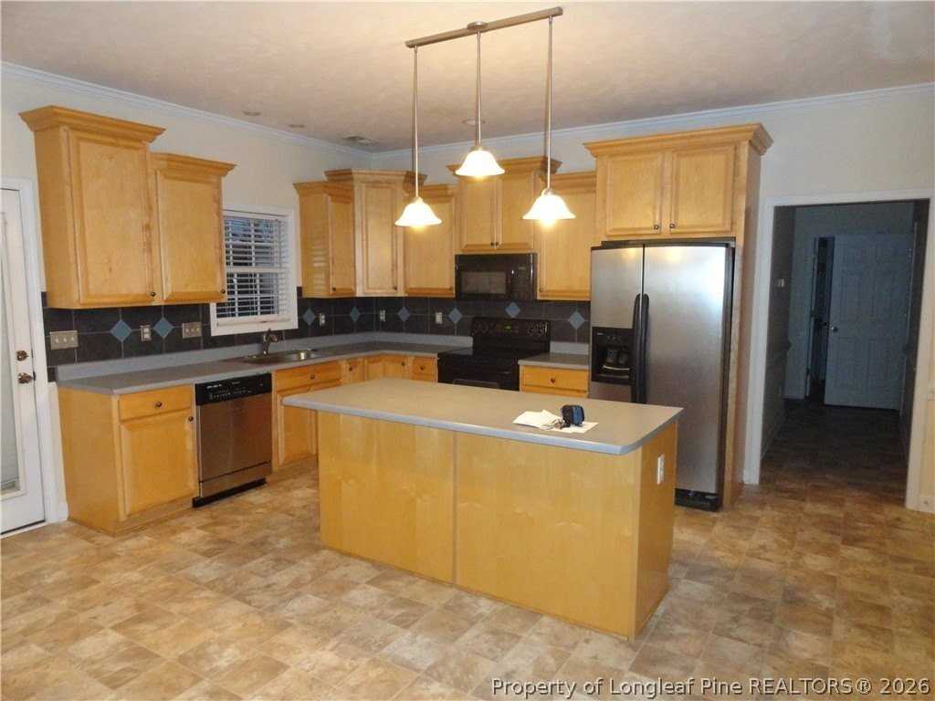 1107 Thistle Gold Dr - Photo 7 of 26