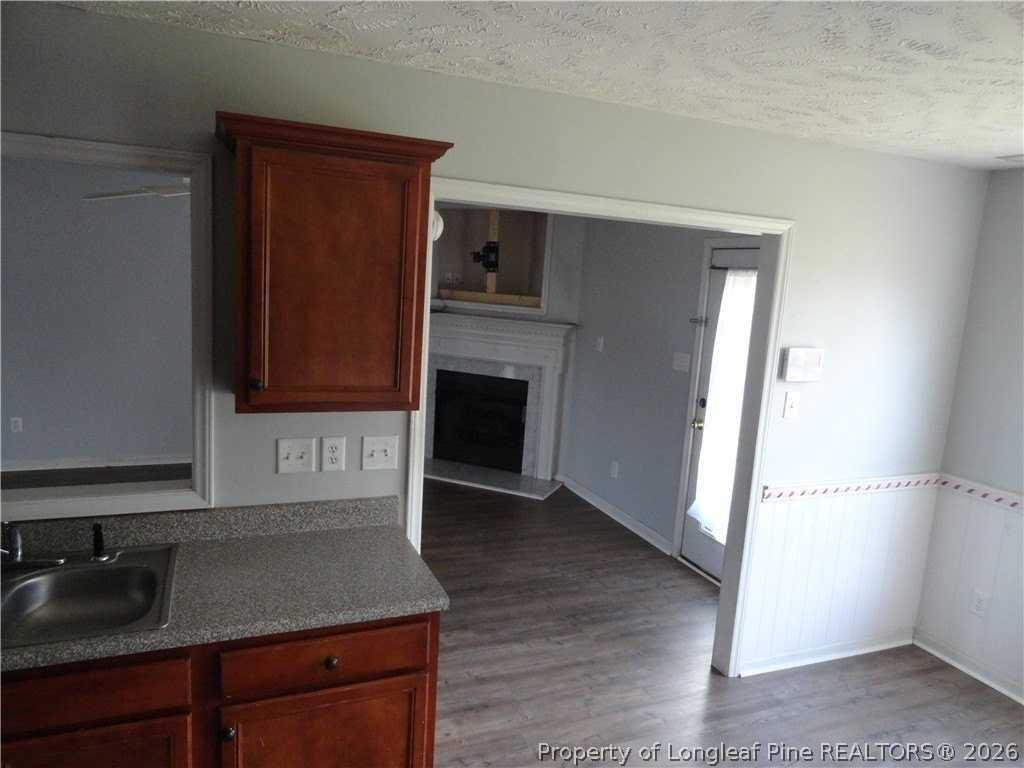 172 Emma Ln - Photo 5 of 17