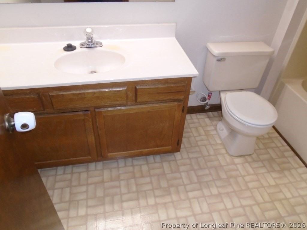 5906 Notblake St - Photo 4 of 12