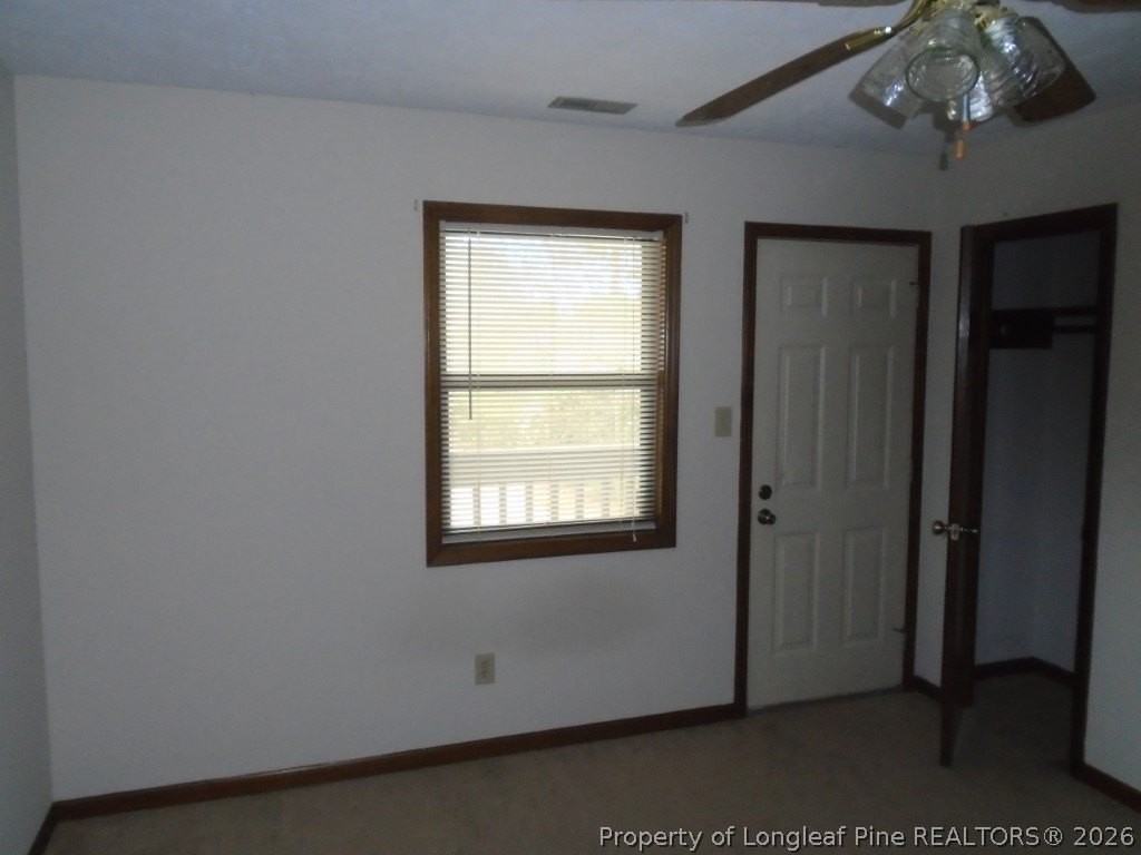5906 Notblake St - Photo 7 of 12