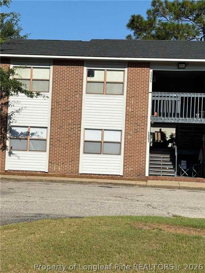 5901 Labonte Rd - Photo 2 of 17
