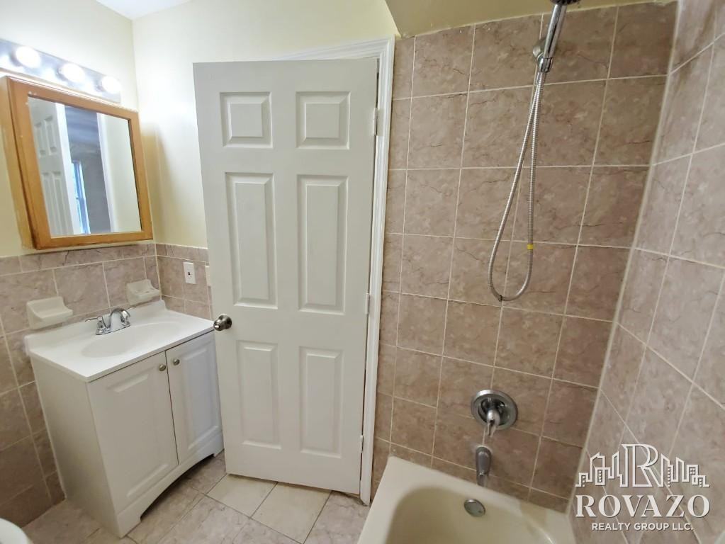 24 22nd Street #2C - Photo 5 of 16