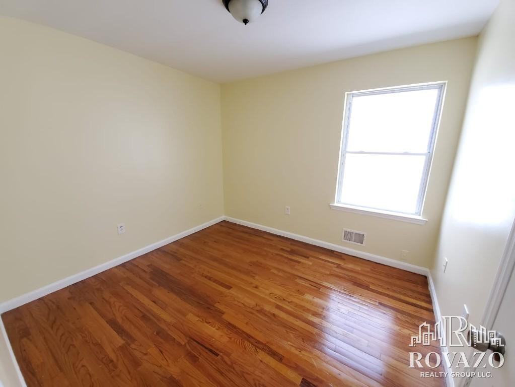 24 22nd Street #2C - Photo 7 of 16