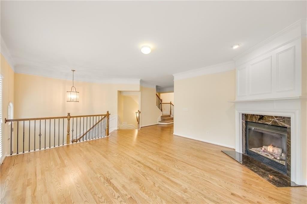 2776 Loftview Sq - Photo 3 of 34