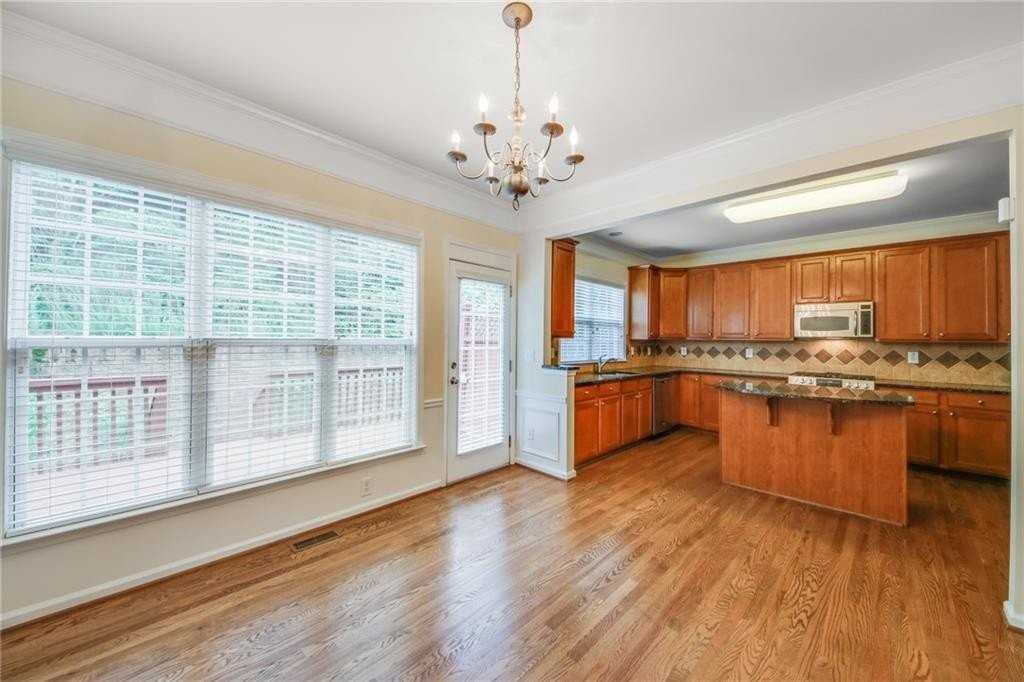 2776 Loftview Sq - Photo 7 of 34