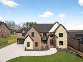 featured image of 405 Thunder Rd