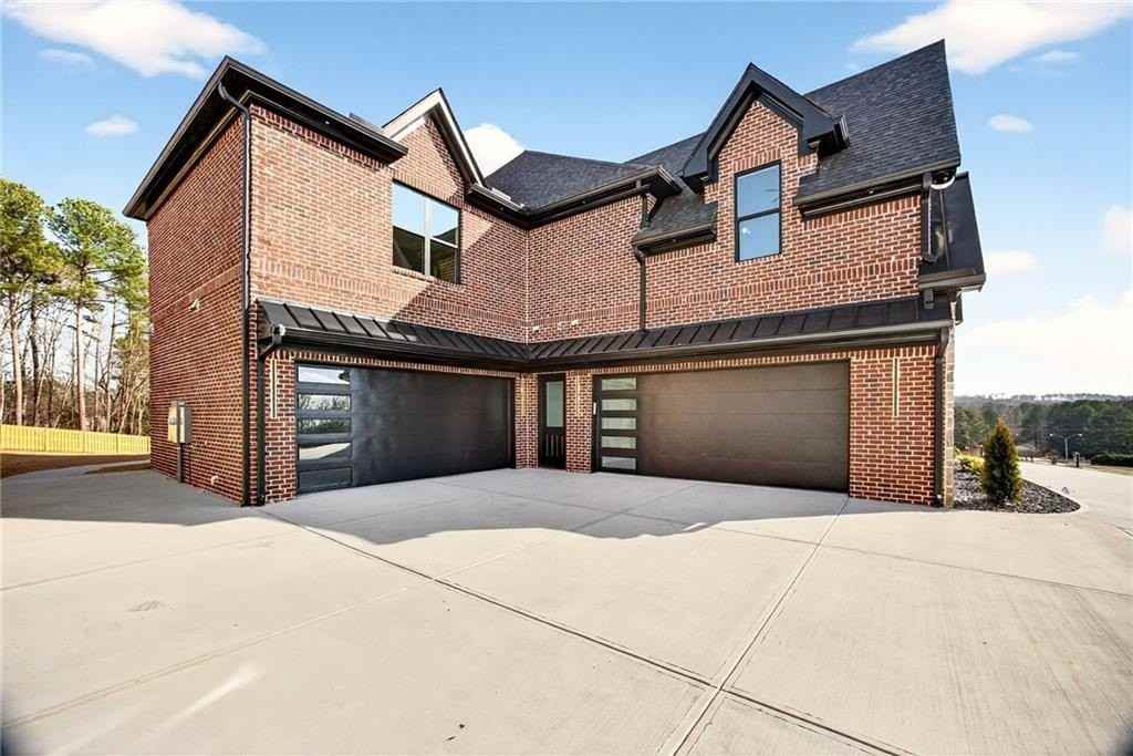 405 Thunder Rd - Photo 5 of 50