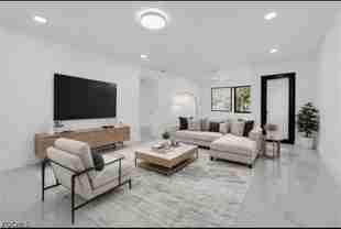 356 New York Dr - Photo 1 of 1