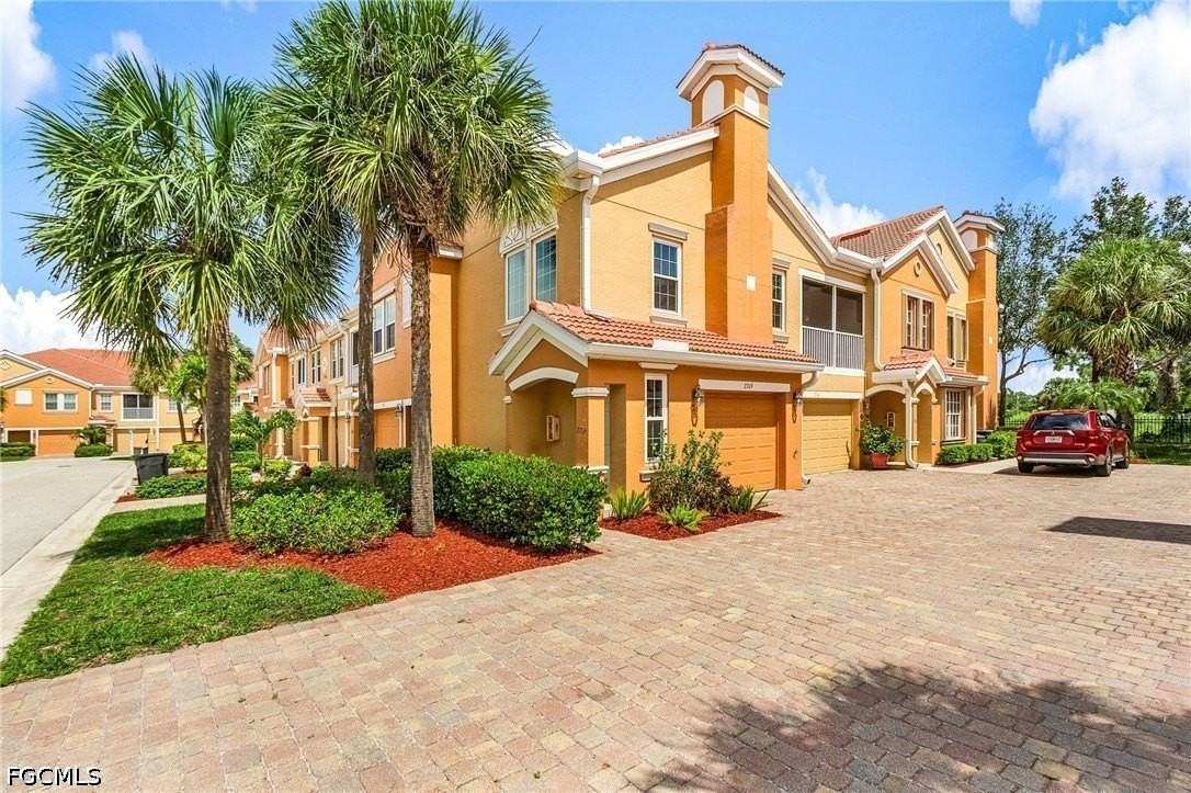 1788 Concordia Lake Cir #2709