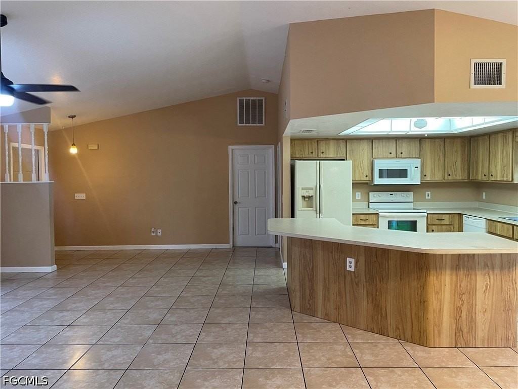 531 Sw 36th St - Photo 5 of 17
