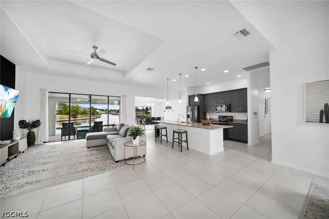 2204 Sw 30th Ter - Photo 3 of 36