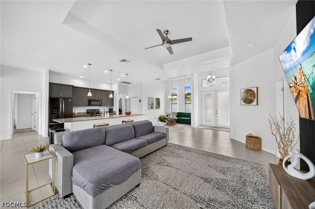 2204 Sw 30th Ter - Photo 5 of 36