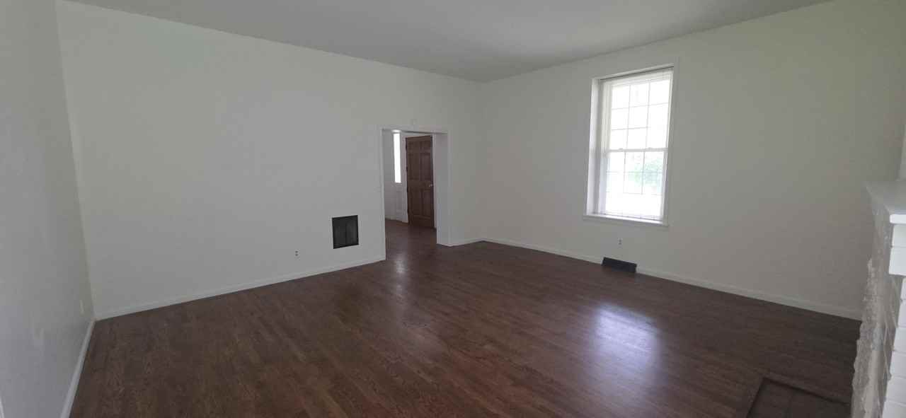 504 E Vine St #1 - Photo 6 of 16
