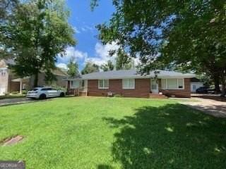 256 E Broad St #A