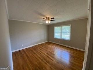 256 E Broad St #A - Photo 3 of 8