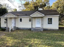 featured image of 204 Sunset Ct