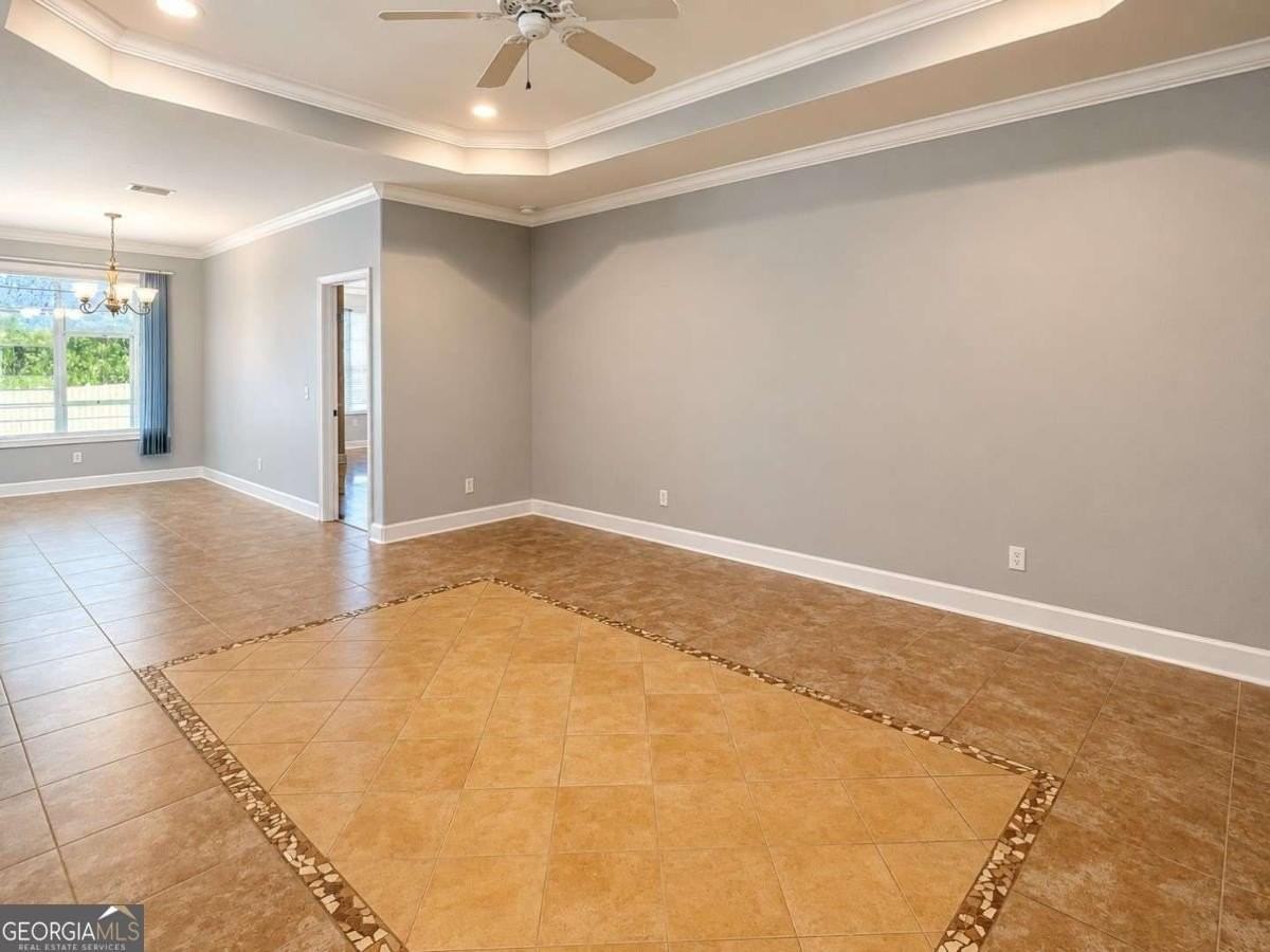 233 Austin Ryan Dr - Photo 6 of 45