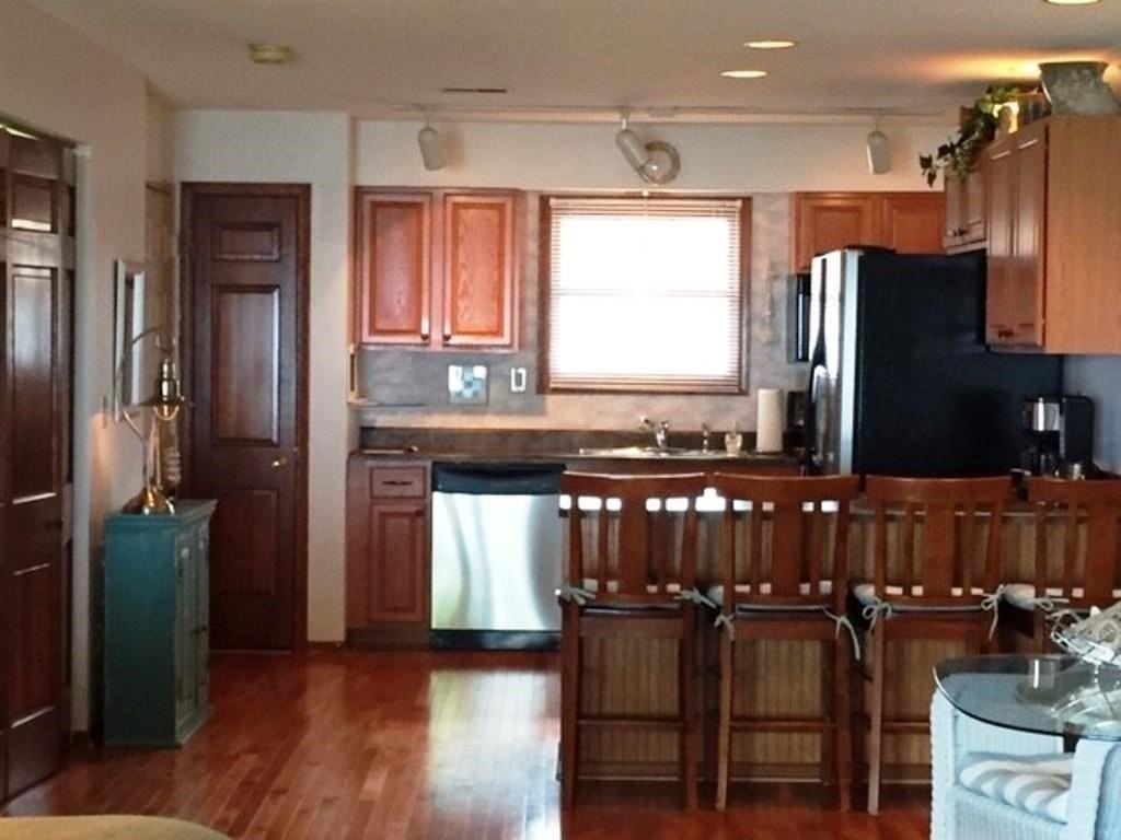 3304 Baer Beach Rd #C11 - Photo 7 of 21