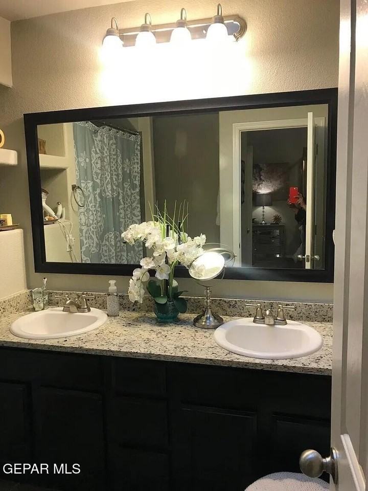 6747 Boulder Canyon Ln - Photo 6 of 8