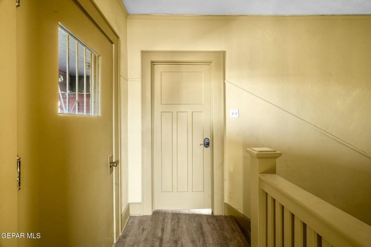 500 Fewel St #B - Photo 4 of 34