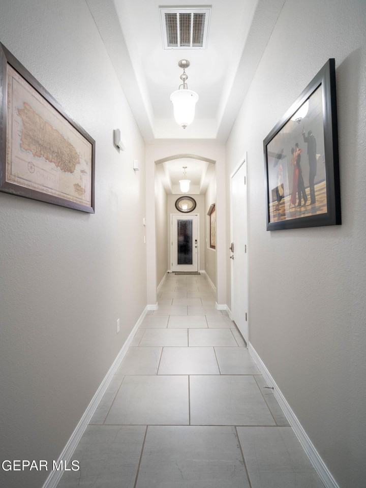 11364 Bullseye St - Photo 2 of 22