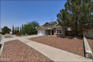 featured image of 695 Bluff Canyon Cir