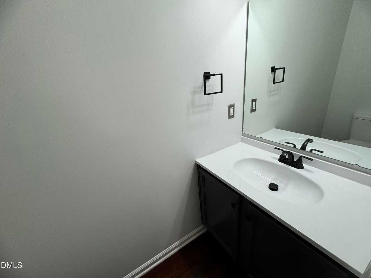 4804 Tanglewood Oaks St - Photo 7 of 13