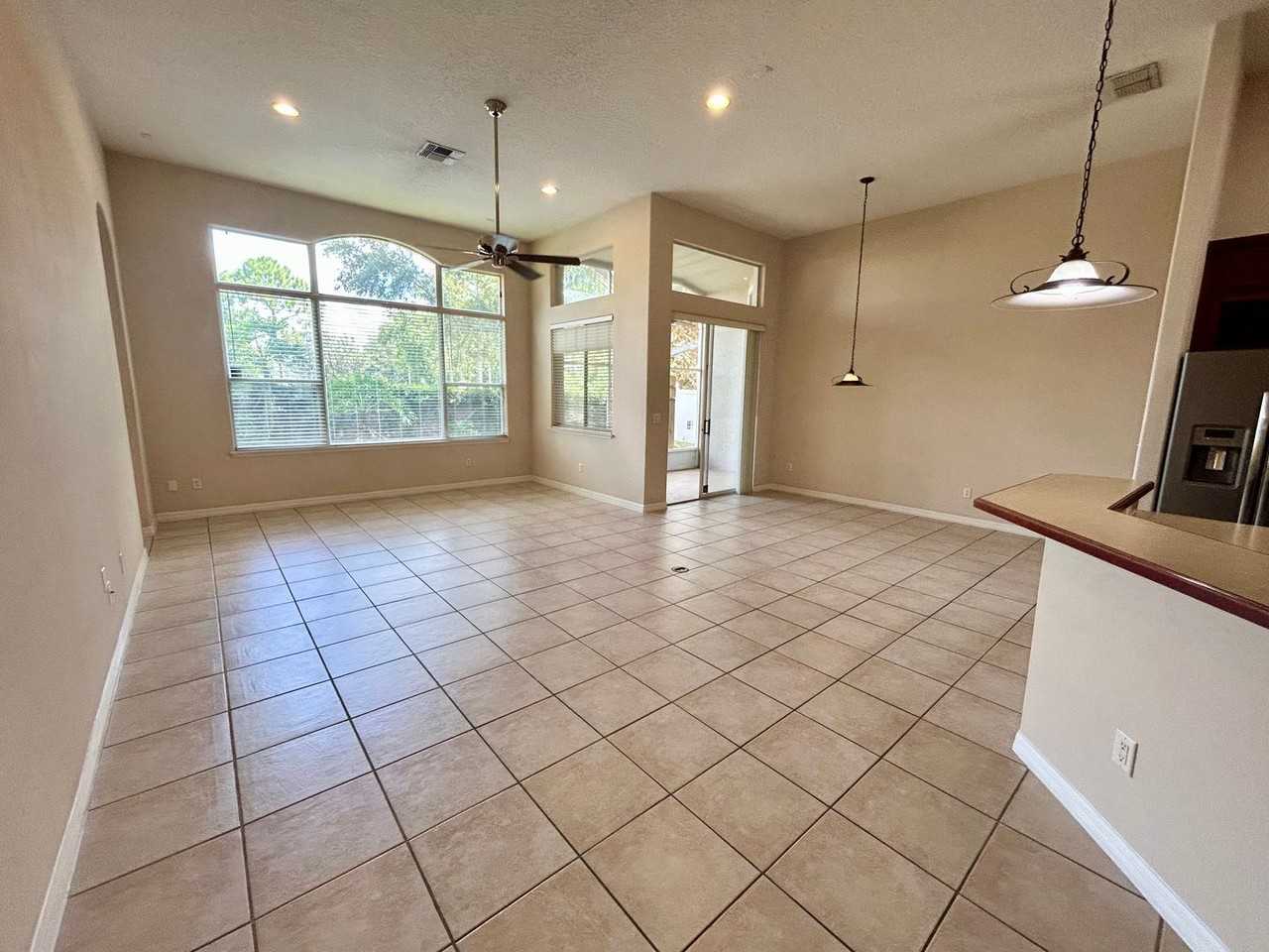 10463 Stone Glen Dr - Photo 4 of 17