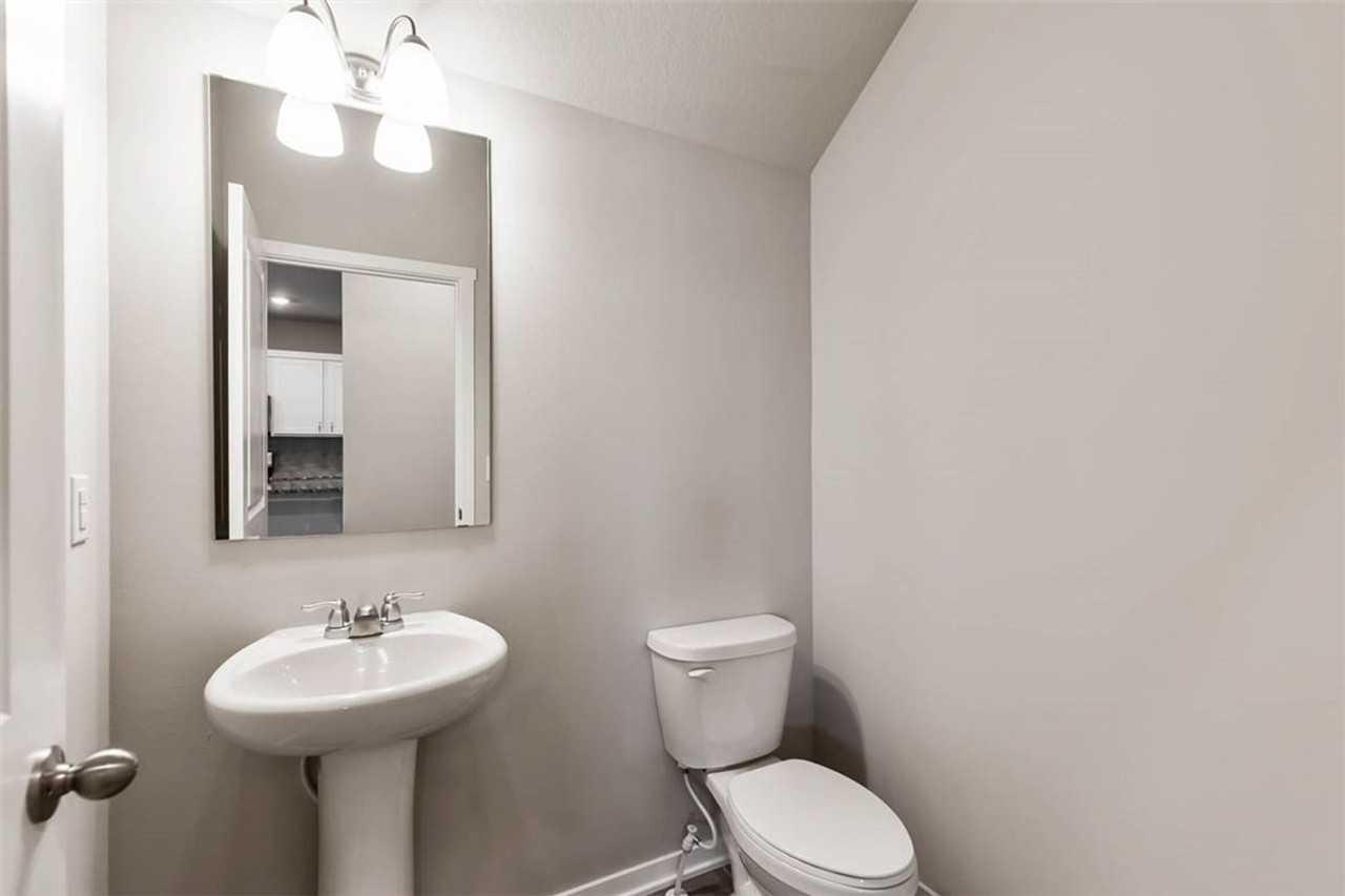 2408 Sw Plaza Pkwy - Photo 4 of 11