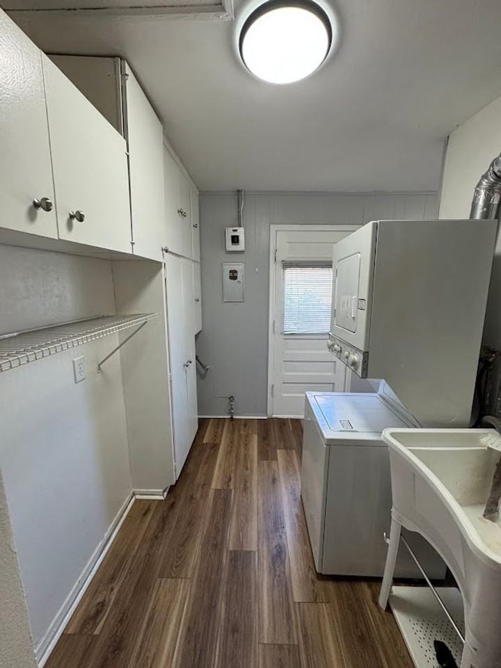 1790 Ardmore Dr - Photo 6 of 11