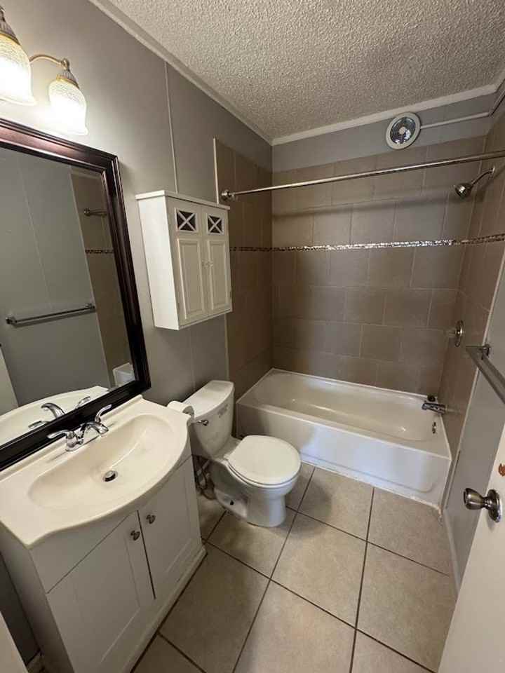 1790 Ardmore Dr - Photo 7 of 11