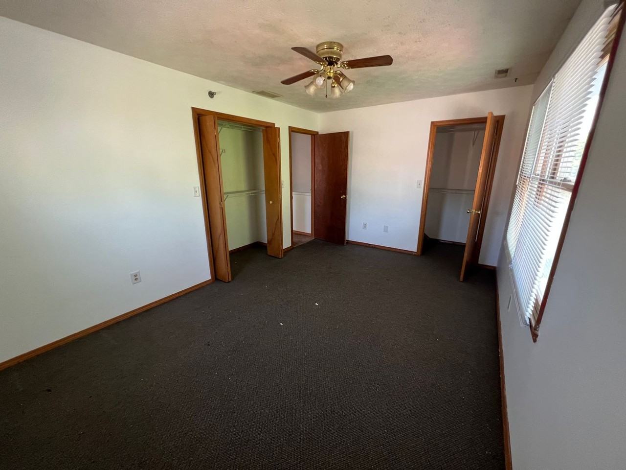 505 W Vine St #4 - Photo 3 of 10