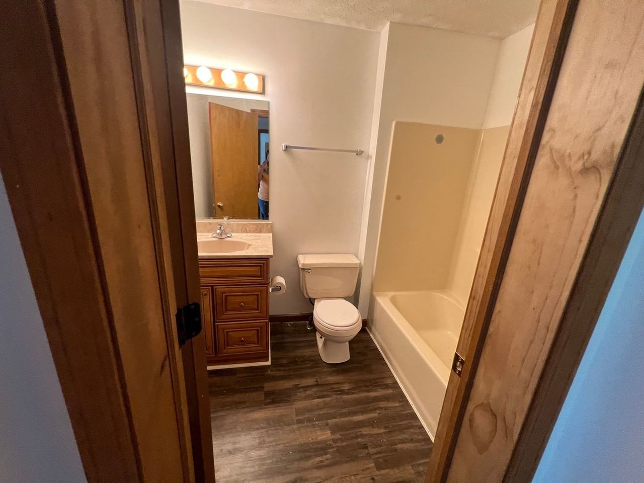 505 W Vine St #4 - Photo 7 of 10