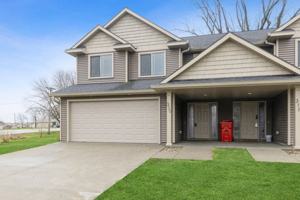 featured image of 320 E 5th St