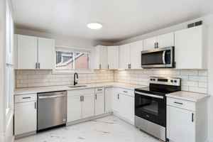 featured image of 1738 Main St