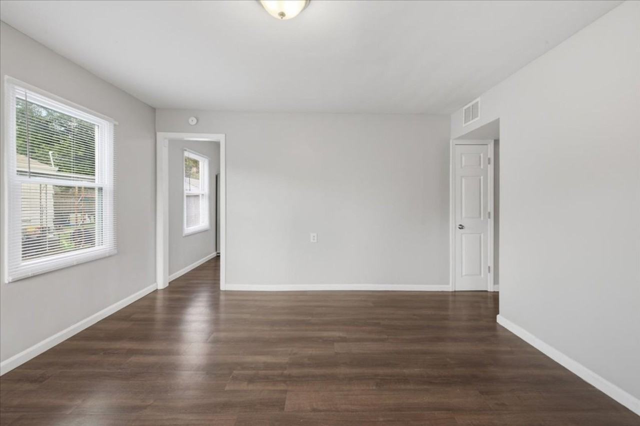 3705 N Whittier Pl - Photo 2 of 12