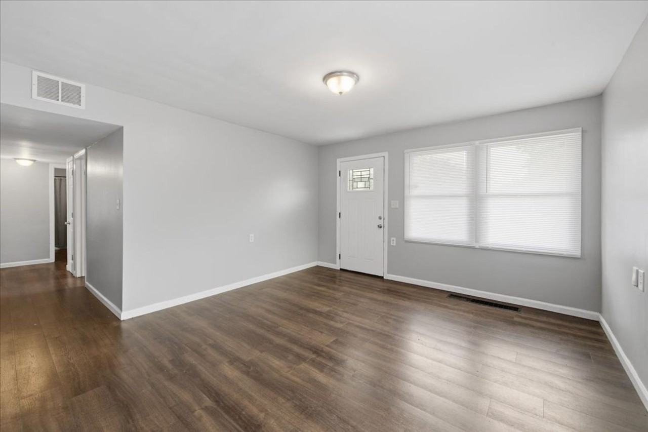 3705 N Whittier Pl - Photo 3 of 12