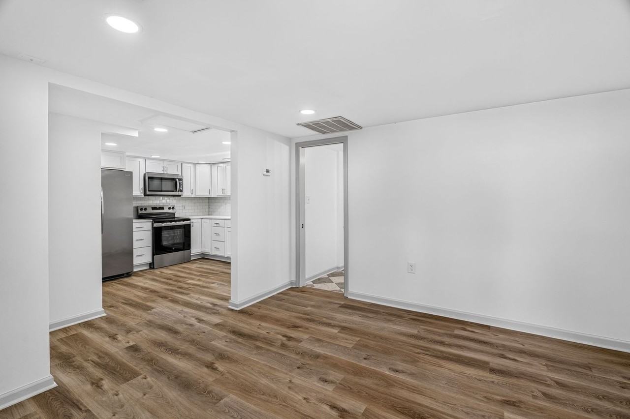 4928 Durant Ave - Photo 3 of 25