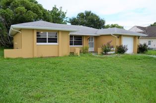 4413 Quintara St - Photo 1 of 1