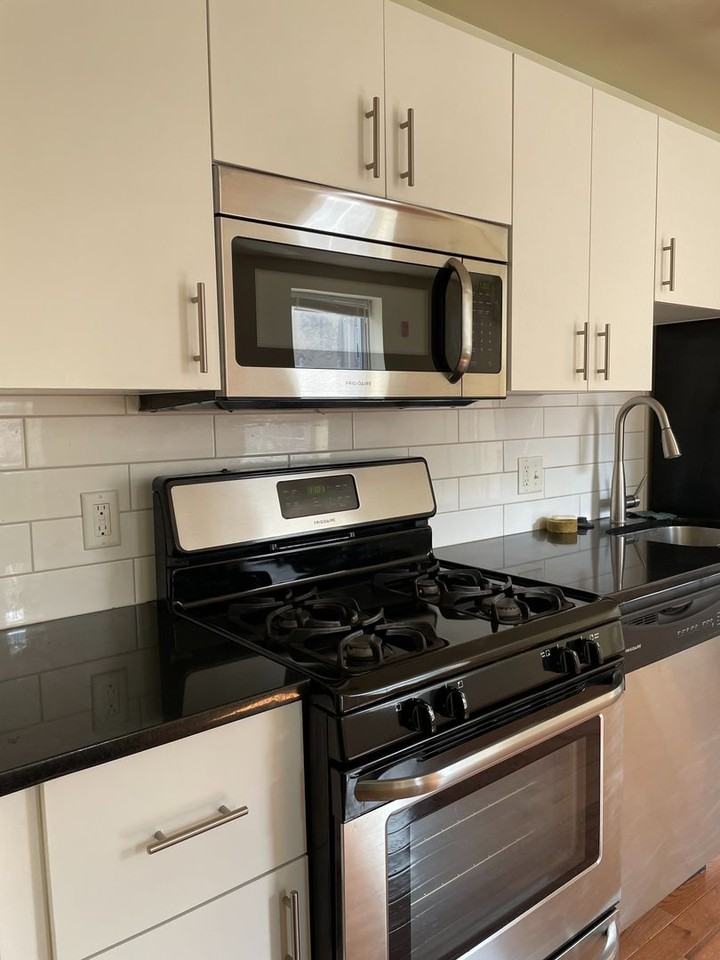 415 S Broad St - Photo 2 of 6