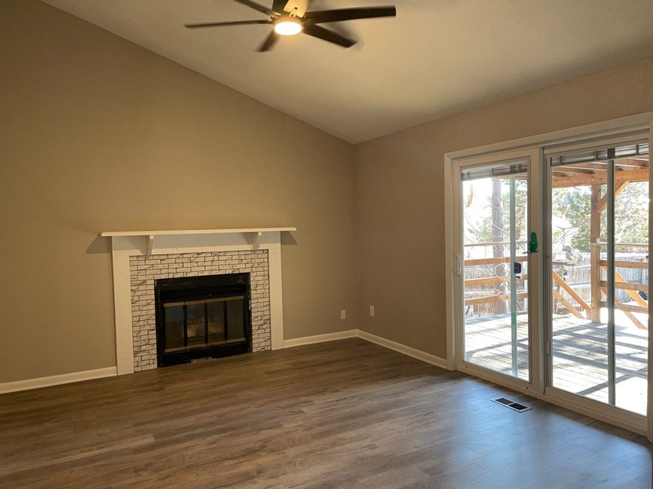 4944 W 8th Street Rd - Photo 4 of 15