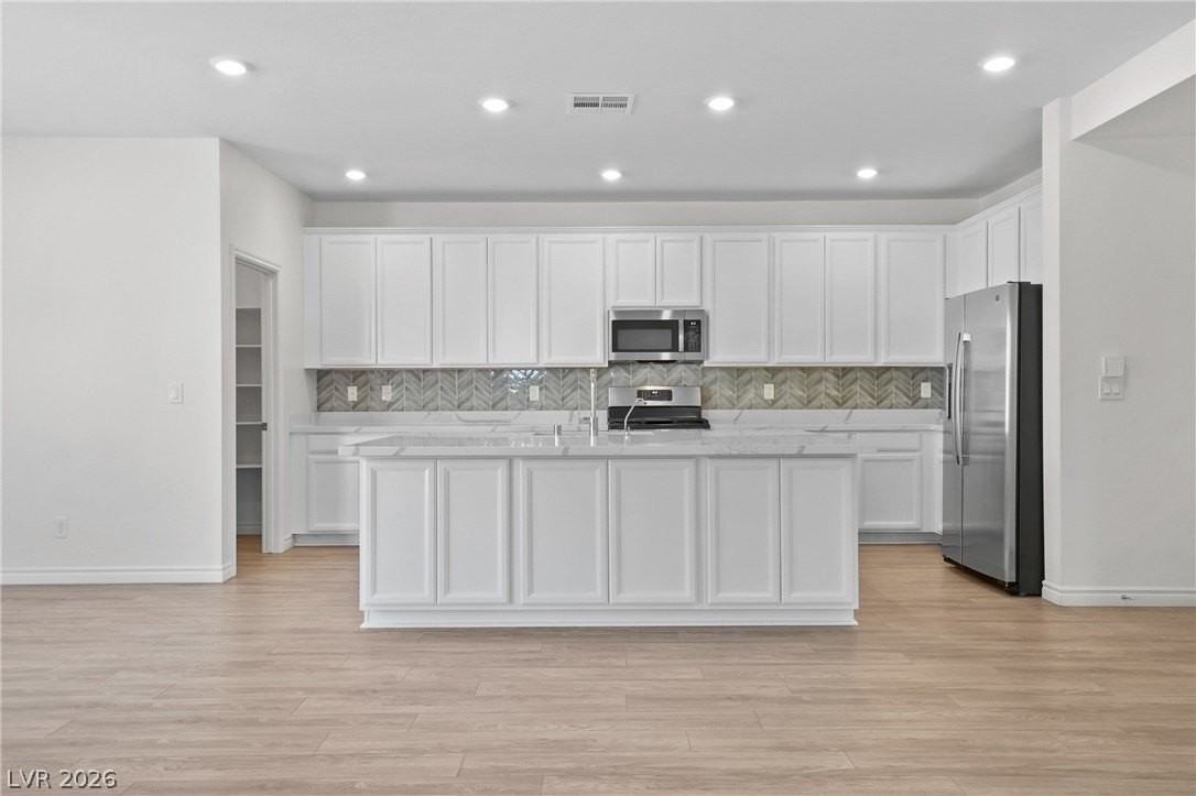 1118 Junipine Ave - Photo 3 of 35
