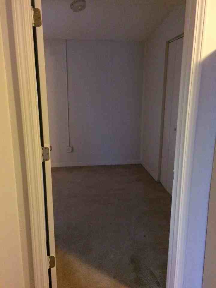 919 Church St - Photo 3 of 6