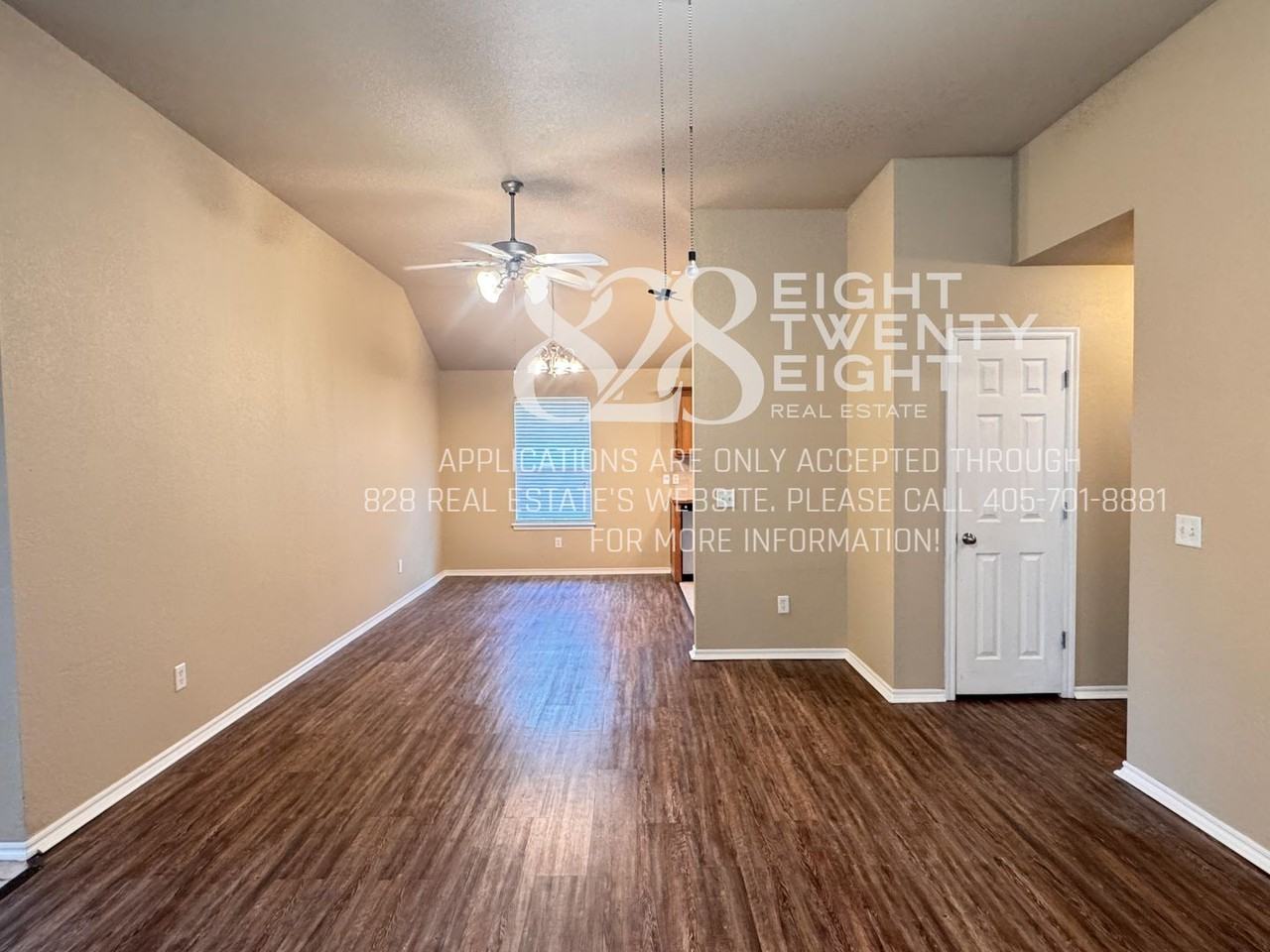 927 Beaumont Sq - Photo 7 of 25