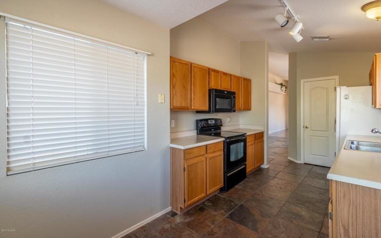 3637 W Sundial Pl - Photo 5 of 22